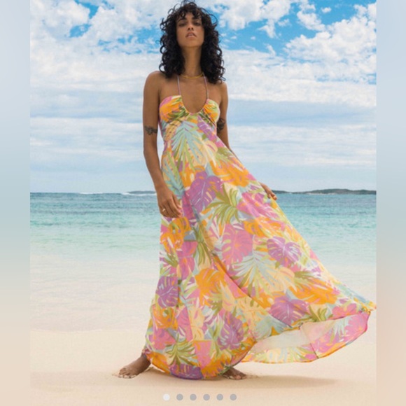 Billabong Dresses & Skirts - NEW Billabong So Groovy Halter Maxi Dress